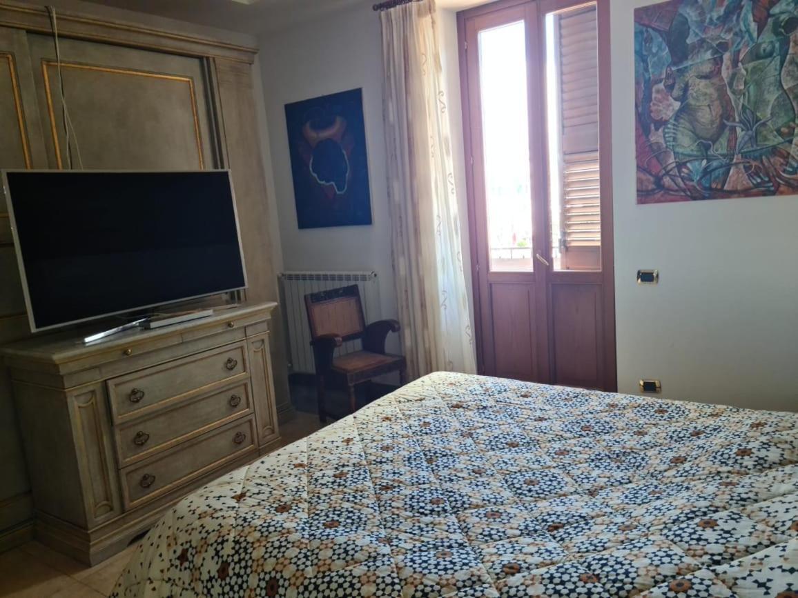 Appartamento Deluxe Centrale, 加埃塔 外观 照片