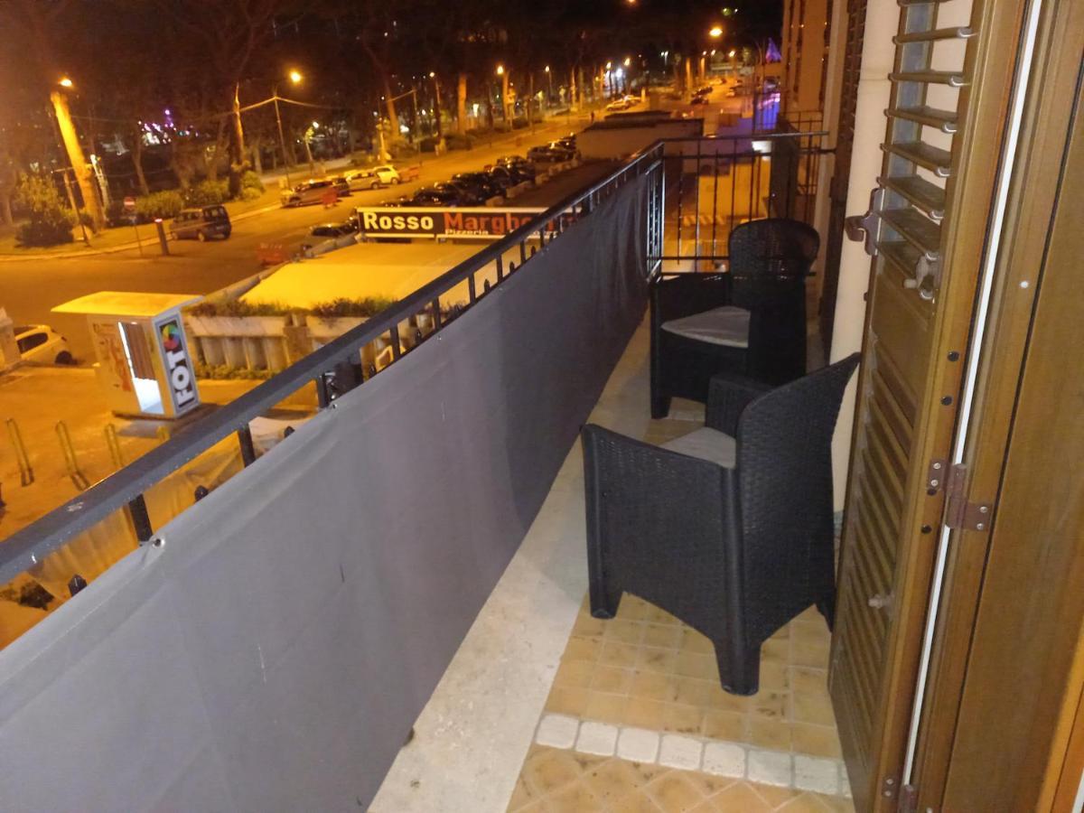 Appartamento Deluxe Centrale, 加埃塔 外观 照片